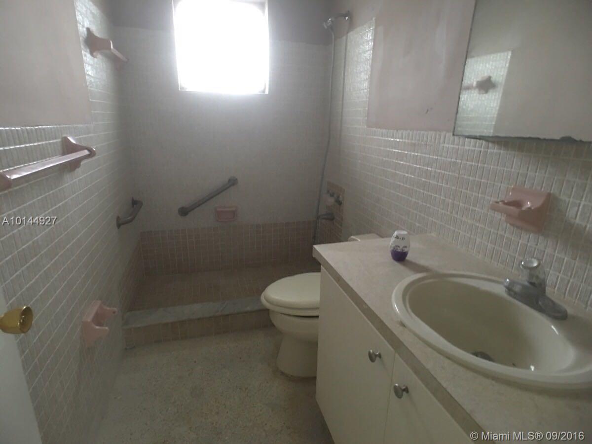 1348 Southwest 15th Street Miami, FL 33145 - Photo 15 of 31