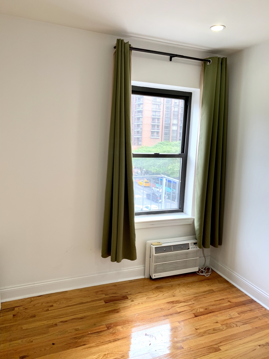 301 East 60th Street, Unit TERRACE Manhattan, NY 10065 - Photo 4 of 8