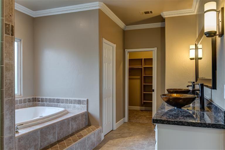 19481 Padron Court Bakersfield, CA 93314 - Photo 14 of 20