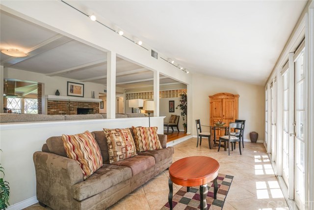 14026 Chandler Boulevard Sherman Oaks, CA 91401 - Photo 19 of 36