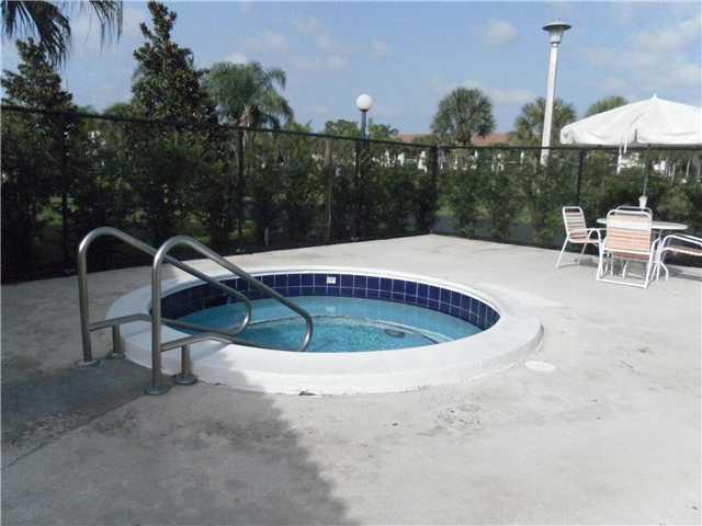 22136 Palms Way, Unit 204 Boca Raton, FL 33433 - Photo 13 of 15 Gallery Image 13