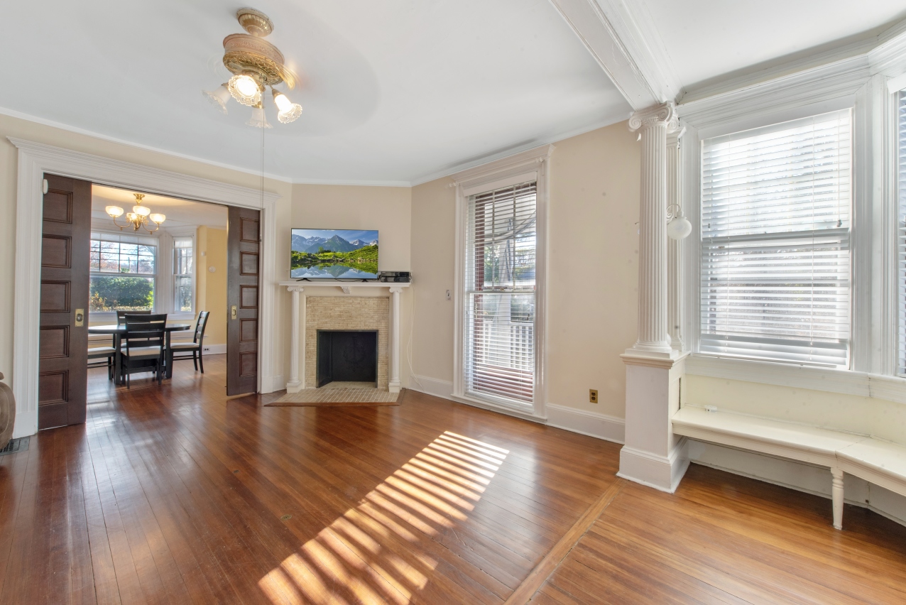 140 Tysen Street, Unit WHOLE Staten Island, NY 10301 - Photo 9 of 32