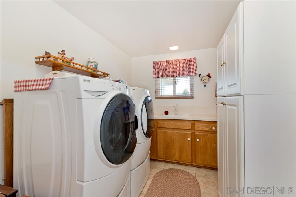 956 Pepper Tree Lane Fallbrook, CA 92028 - Photo 14 of 19