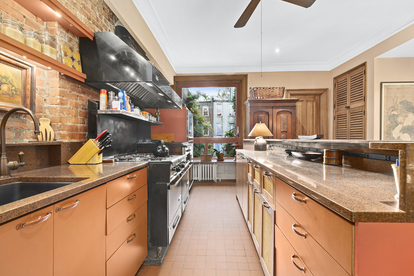 38 West 95th Street Manhattan, NY 10025 - Photo 4 of 17