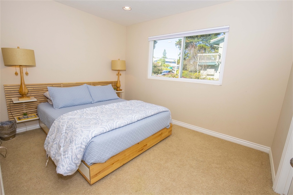 2261 Soledad Rancho Road San Diego, CA 92109 - Photo 7 of 24 Gallery Image 7