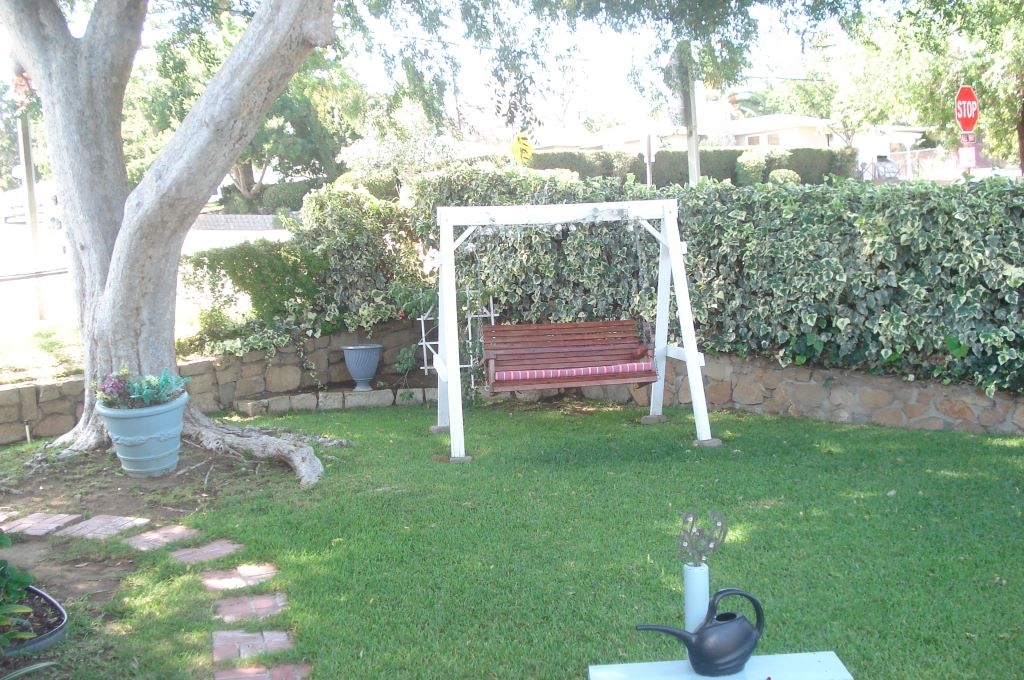 534 West Elder Street Fallbrook, CA 92028 - Photo 8 of 11