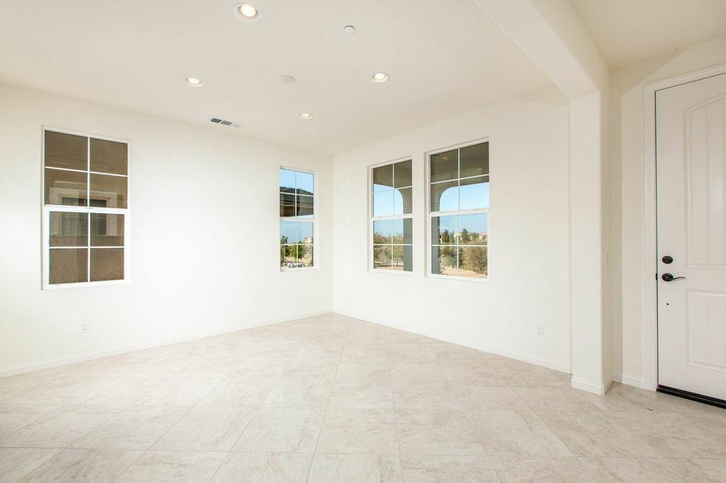 16643 Nicole Ridge Road San Diego, CA 92127 - Photo 4 of 18