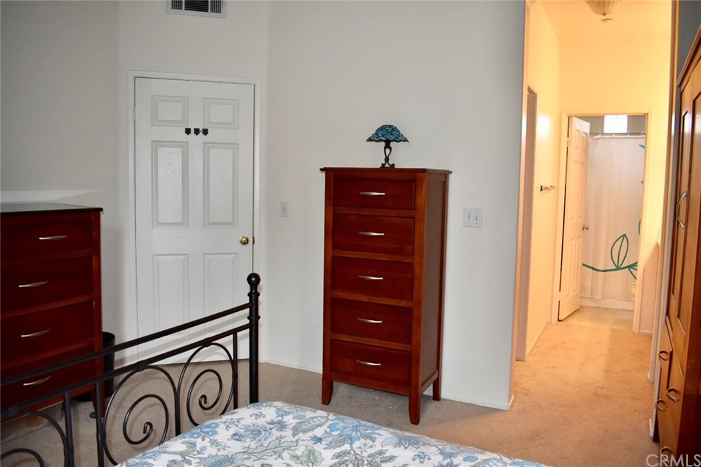 910 Timberwood Irvine, CA 92620 - Photo 18 of 26