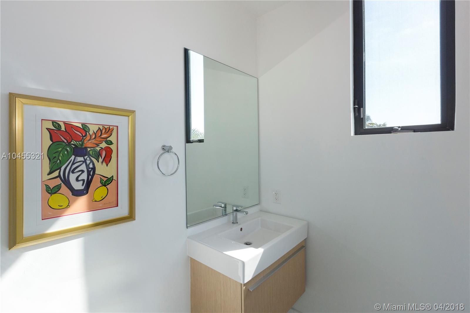 265 Harbor Drive Key Biscayne, FL 33149 - Photo 24 of 36