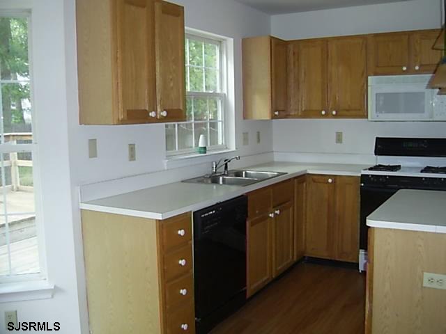 8 Rutledge Drive Sicklerville, NJ 08081 - Photo 6 of 12 Gallery Image 6