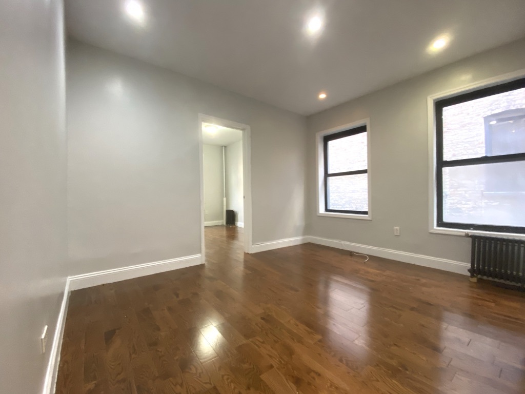 518 West 204th Street, Unit 23 Manhattan, NY 10034 - Photo 1 of 4
