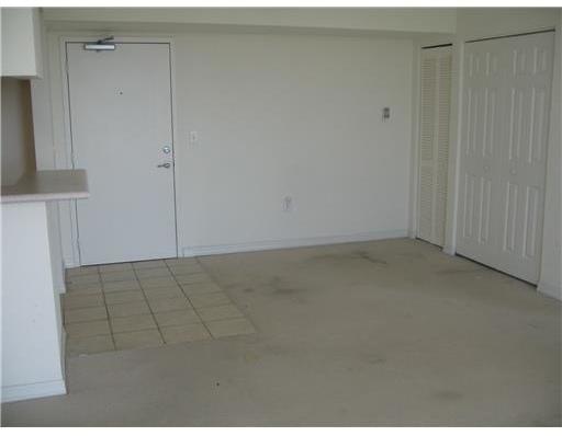 816 Northwest 11th Street, Unit 1006 Miami, FL 33136 - Photo 4 of 8