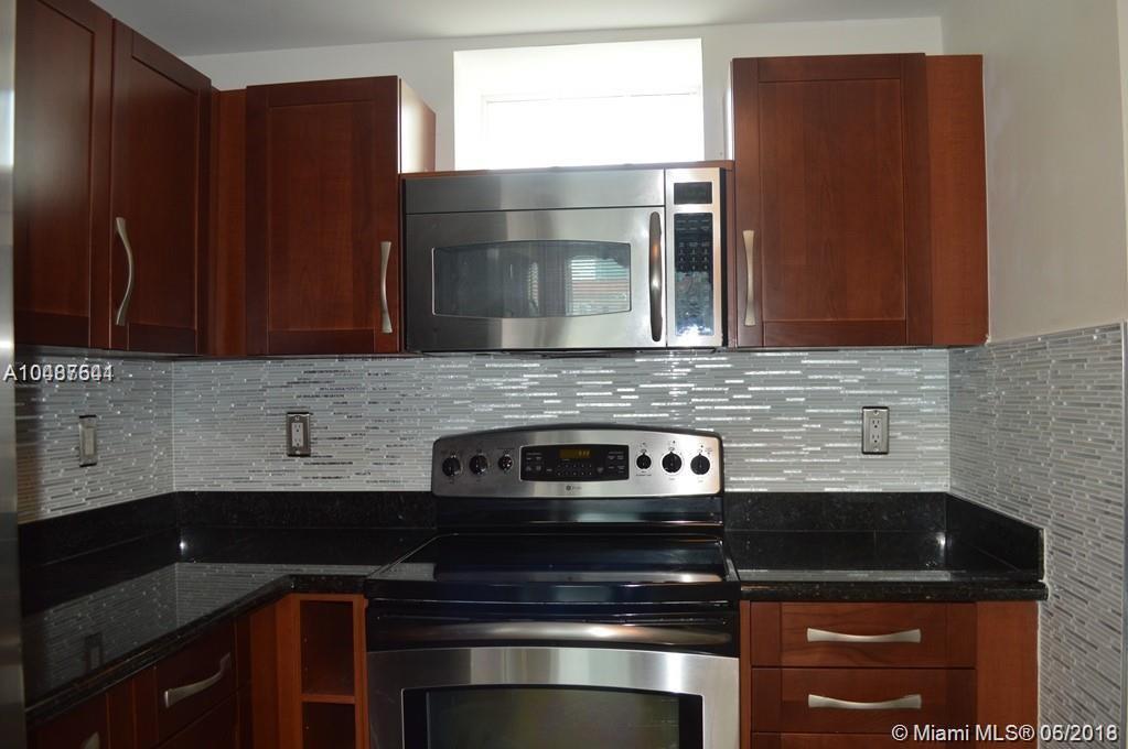 7285 Southwest 90th Street, Unit D614 Miami, FL 33156 - Photo 5 of 24
