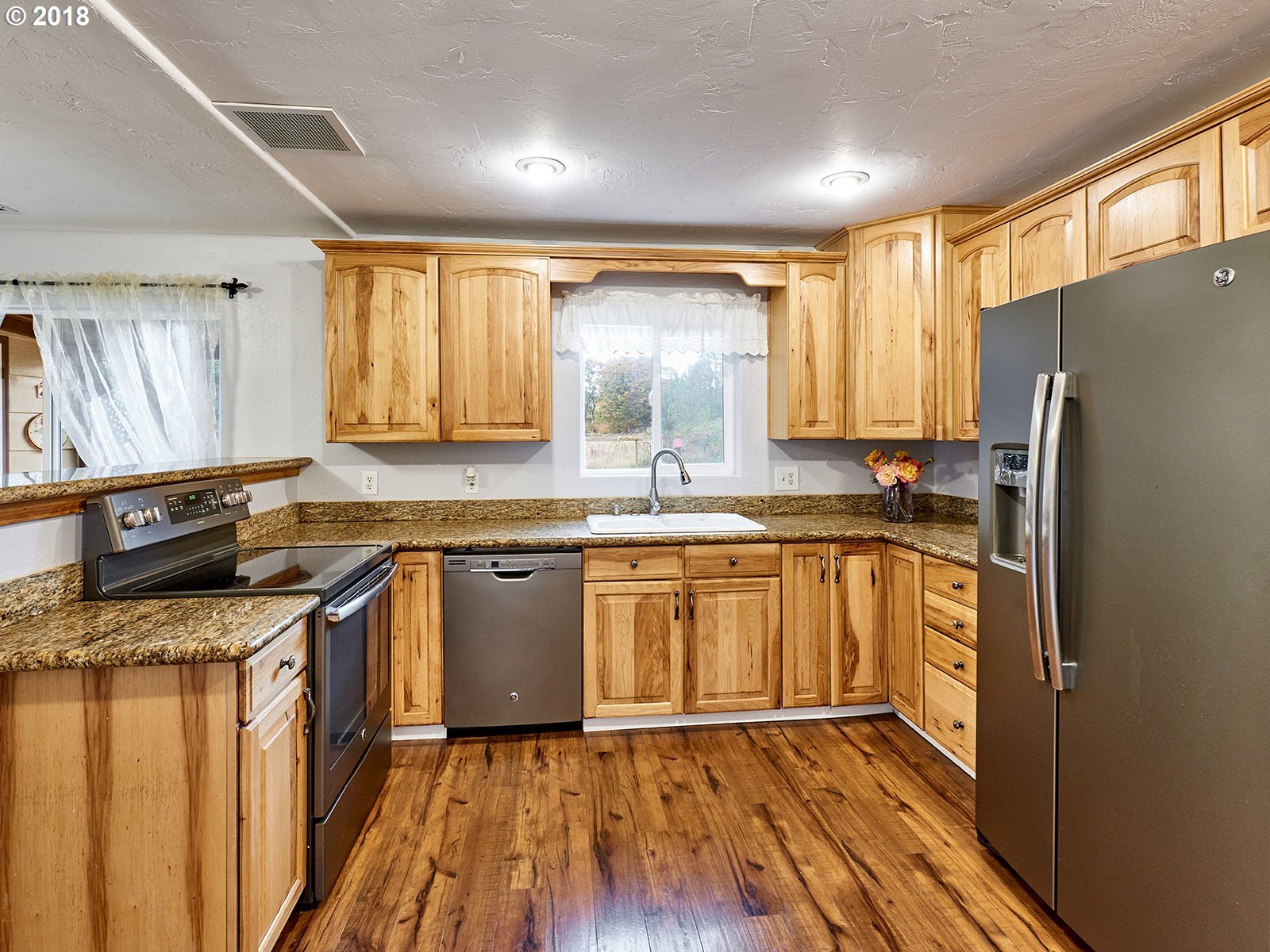 1820 Kenworthy Road Northeast Albany, OR 97322 - Photo 8 of 29 Gallery Image 8