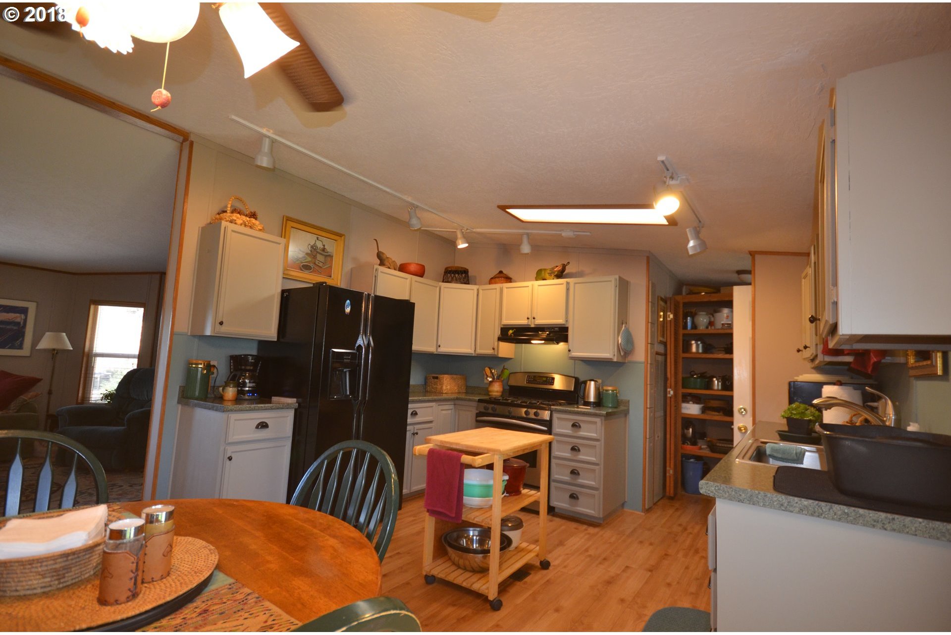 57667 Tygh Valley Road Tygh Valley, OR 97063 - Photo 16 of 32 Gallery Image 16