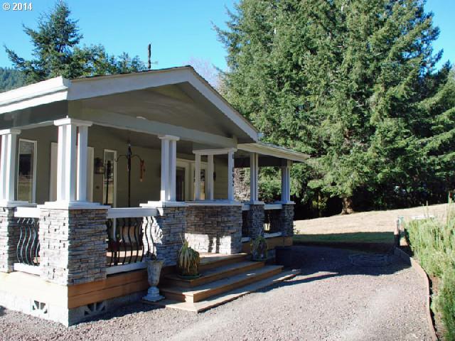 1092 Winchuck River Road Brookings, OR 97415 - Photo 2 of 16