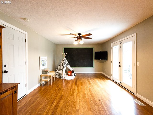 6905 Southwest 206th Place Aloha, OR 97078 - Photo 2 of 29 Gallery Image 2