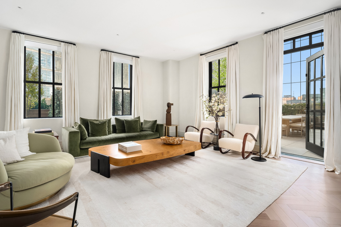 100 Barclay Street, Unit 19D Manhattan, NY 10007 - Photo 2 of 31