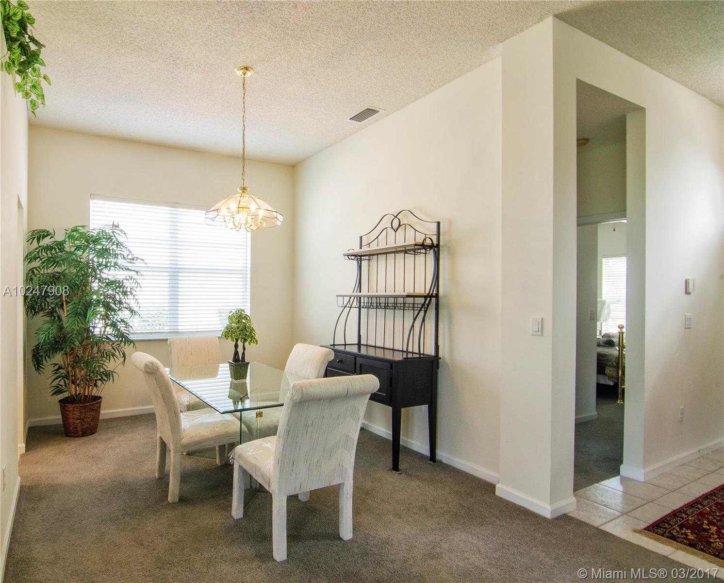 2675 Southeast 4th Place Homestead, FL 33033 - Photo 4 of 16
