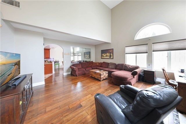 $820,000 | 209 Calabria Court, Costa Mesa, CA 92627