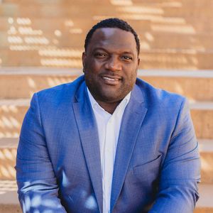 Kevin Aldridge, Agent in  - Compass