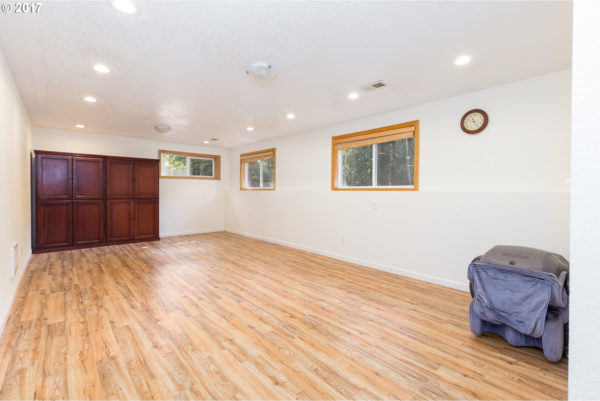 7520 Southeast Barbara Welch Road Portland, OR 97236 - Photo 15 of 25