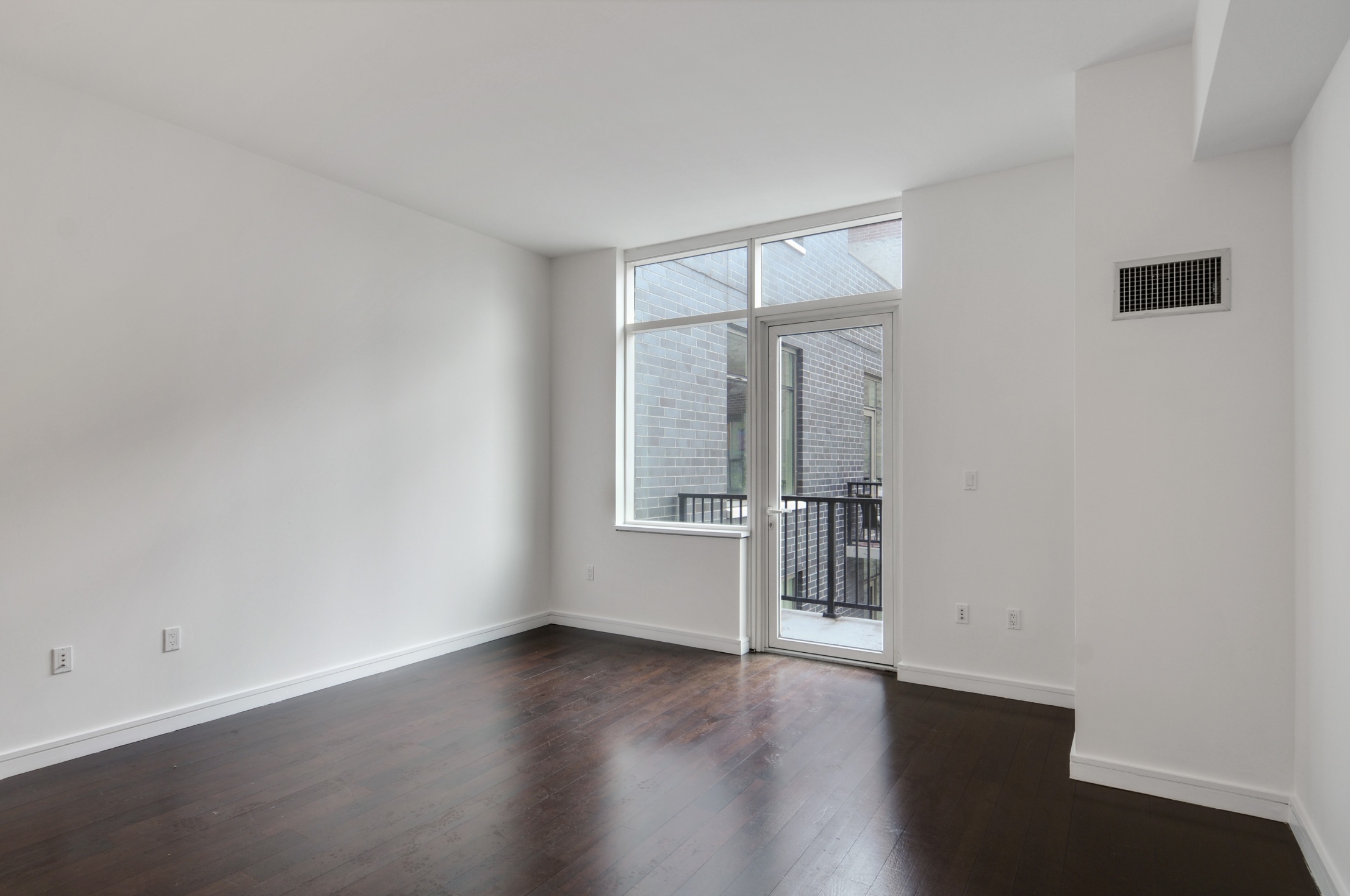 300 East 23rd Street, Unit 12H Manhattan, NY 10010 - Photo 1 of 5