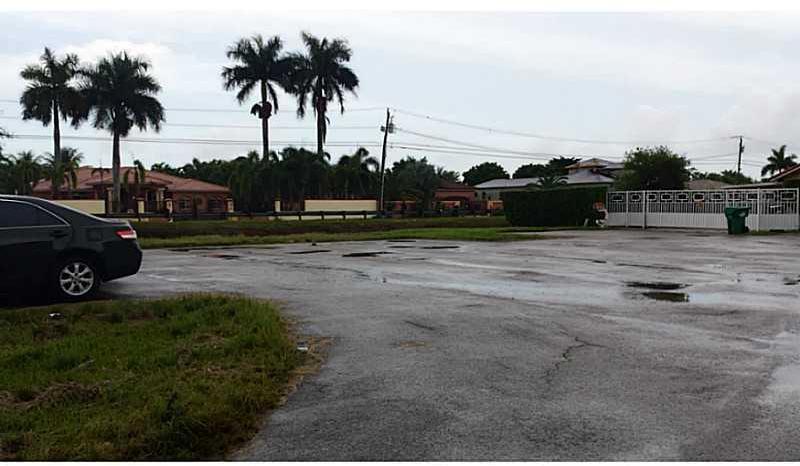 2728 Southwest 131st Court Miami, FL 33175 - Photo 21 of 21