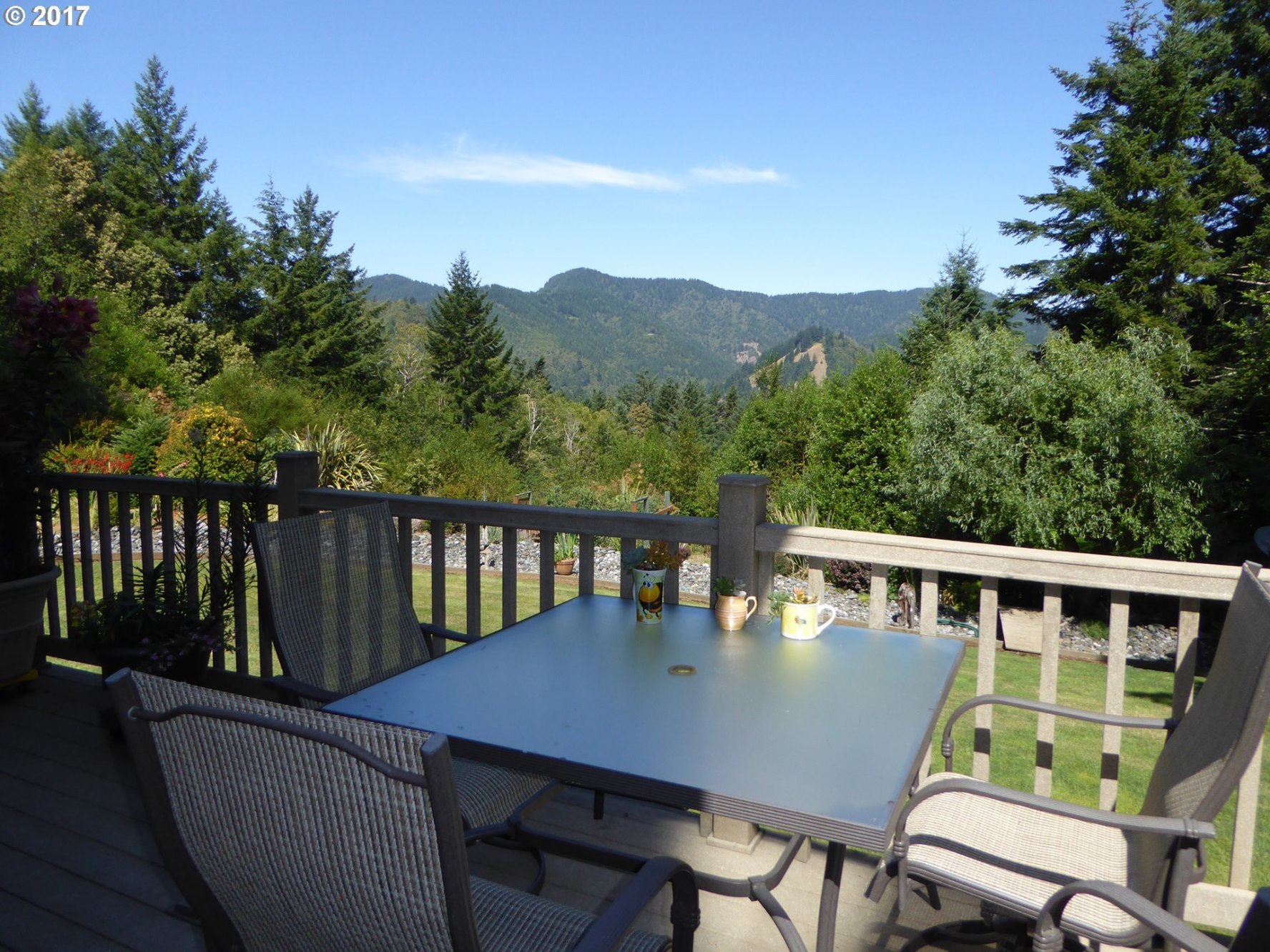 97332 Homestead Way Gold Beach, OR 97444 - Photo 4 of 32 Gallery Image 4