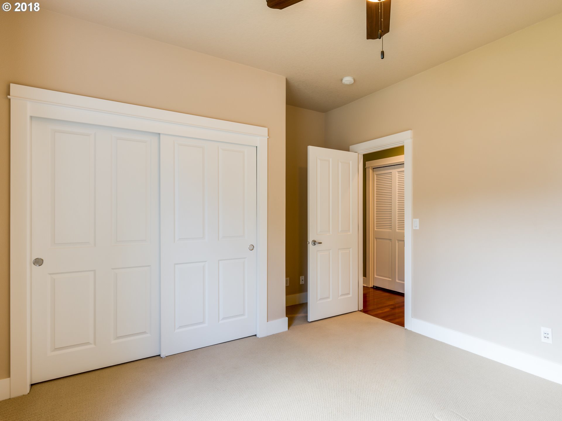 11184 Southwest Koller Street Tualatin, OR 97062 - Photo 9 of 29