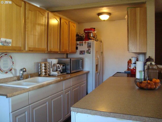 53891 East Ferndale Road Milton Freewater, OR 97862 - Photo 4 of 16 Gallery Image 4