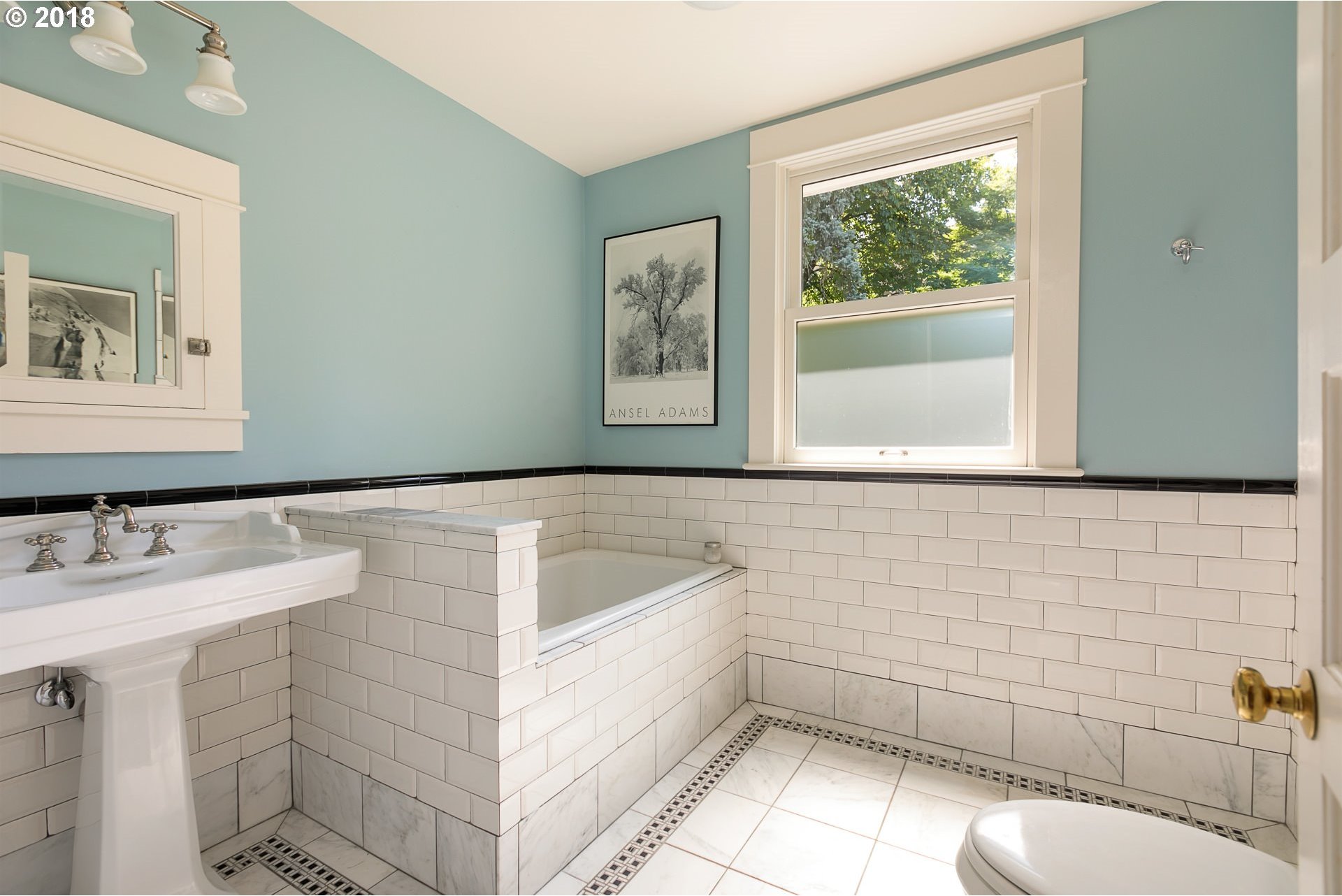 2004 Southwest 18th Avenue Portland, OR 97201 - Photo 22 of 32 Gallery Image 22
