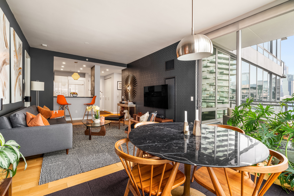 46-30 Center Boulevard, Unit 402 Queens, NY 11109 - Photo 4 of 19