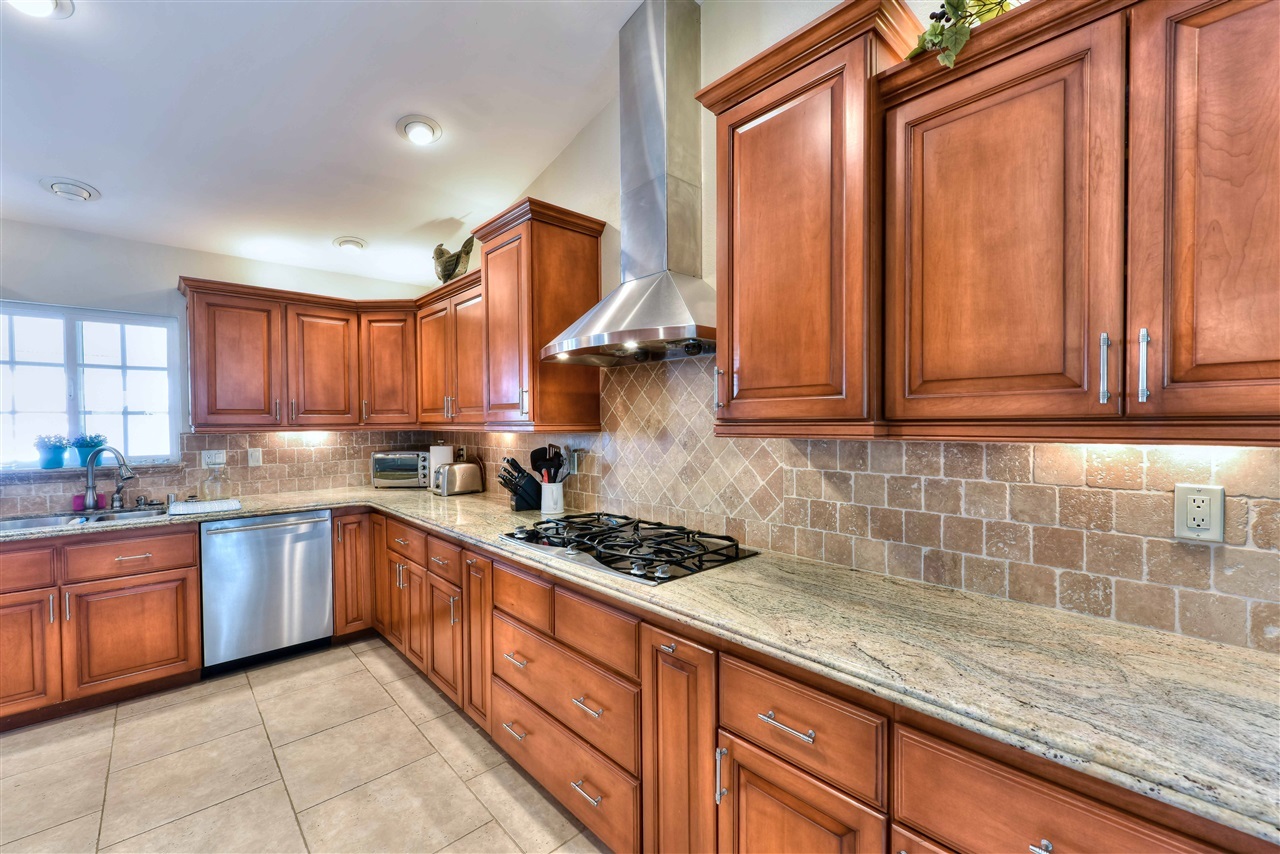10139 Ranchitos Court Lakeside, CA 92040 - Photo 7 of 25