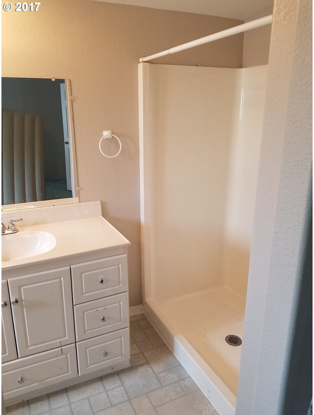 5248 Southwest Grange Road Roseburg, OR 97471 - Photo 15 of 17 Gallery Image 15