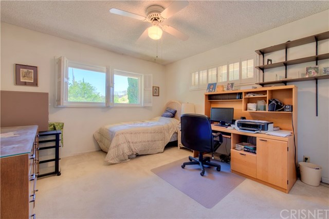 15500 Royal Ridge Road Sherman Oaks, CA 91403 - Photo 22 of 31