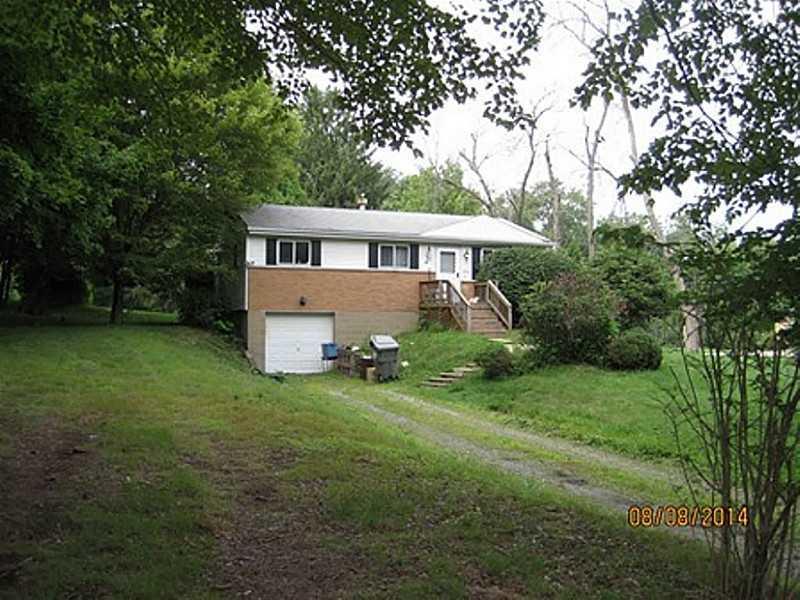5512 Clearview Road Gibsonia, PA 15044 - Photo 1 of 7 Gallery Image 1