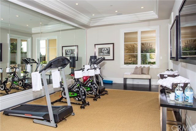 4521 Roxbury Road Corona del Mar, CA 92625 - Photo 15 of 23