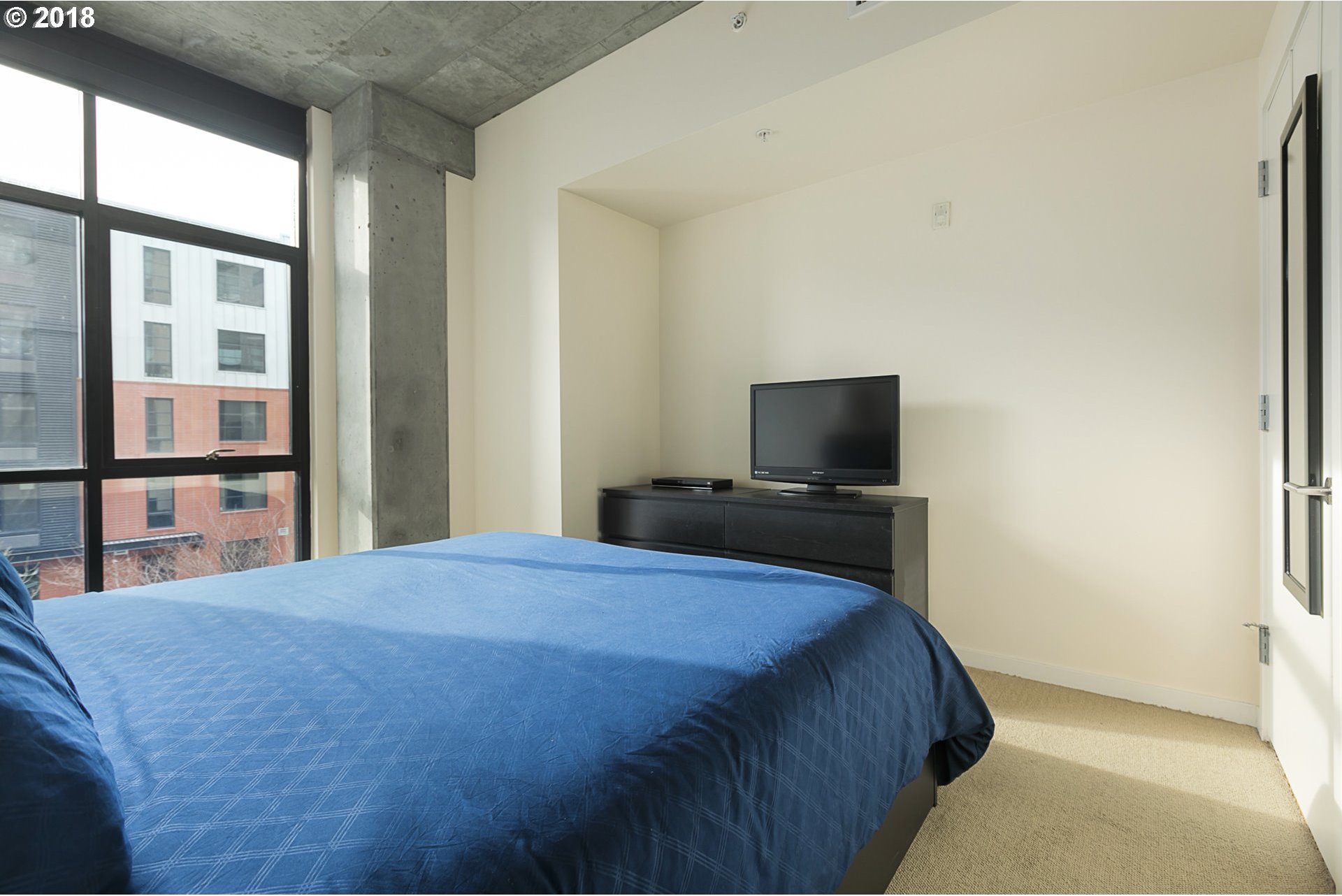 1830 Northwest Riverscape Street, Unit 305 Portland, OR 97209 - Photo 15 of 25 Gallery Image 15
