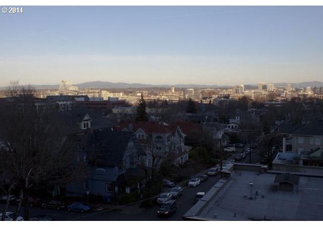 2454 Northwest Westover Road, Unit A206 Portland, OR 97210 - Photo 8 of 14 Gallery Image 8