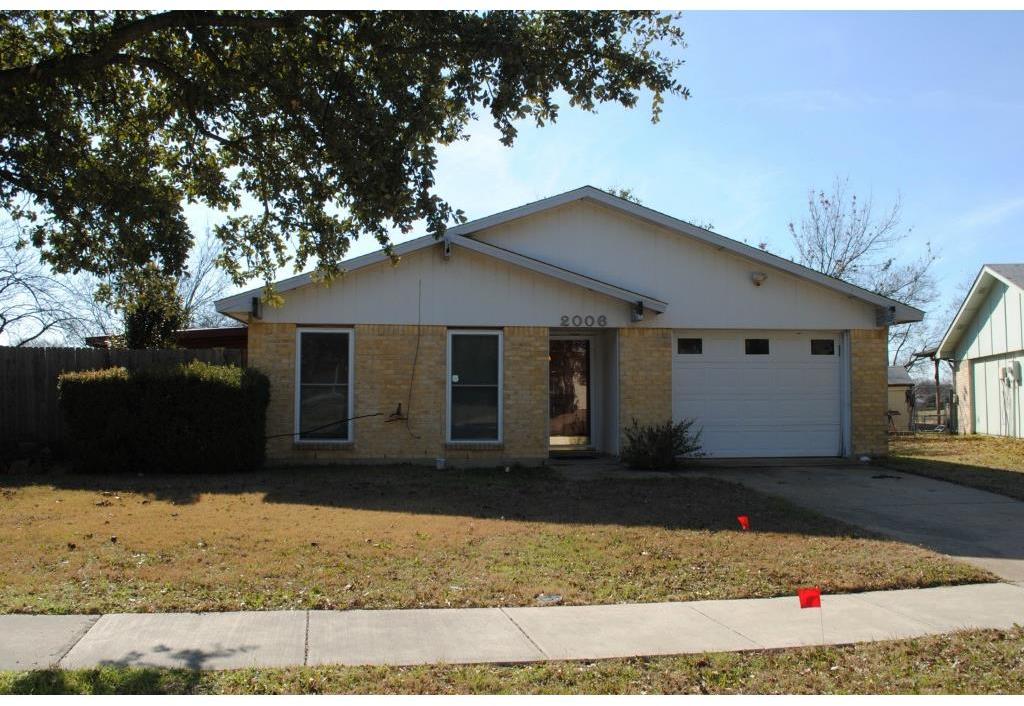 2006 Victoria Road Carrollton, TX 75007 - Photo 1 of 1