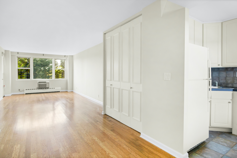 5800 Arlington Avenue, Unit 5K Bronx, NY 10471 - Photo 2 of 27