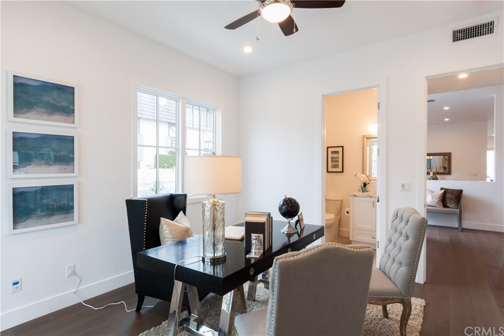 2622 Maple Avenue Manhattan Beach, CA 90266 - Photo 8 of 45