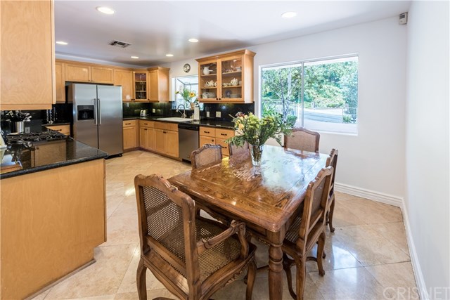 4450 La Barca Drive Tarzana, CA 91356 - Photo 11 of 28