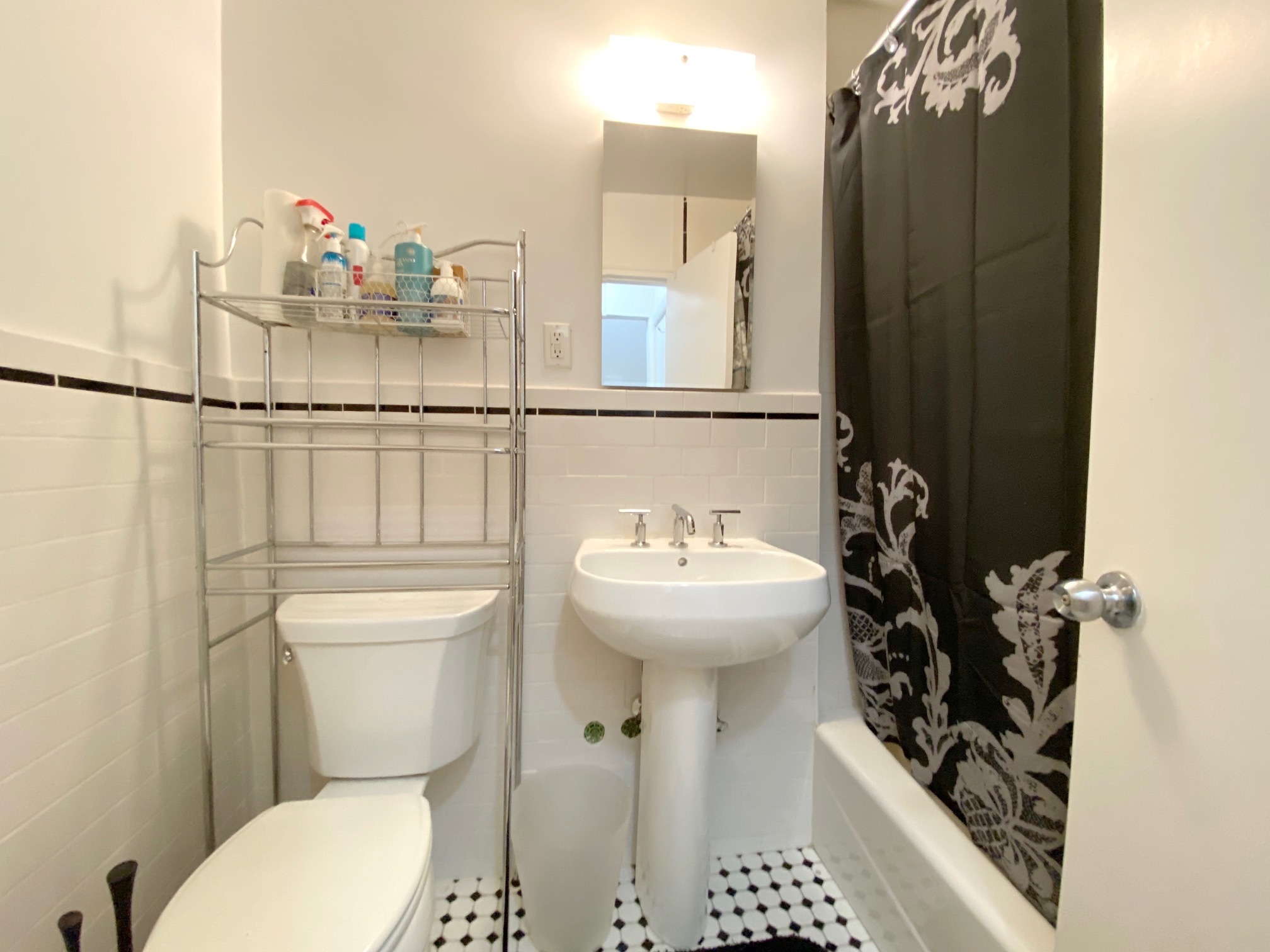 235 East 83rd Street, Unit 1F Manhattan, NY 10028 - Photo 4 of 4