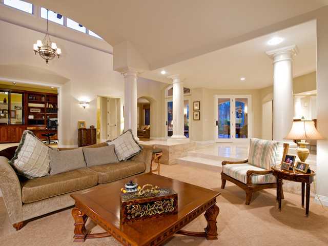 17072 Circa Oriente Rancho Santa Fe, CA 92067 - Photo 5 of 25