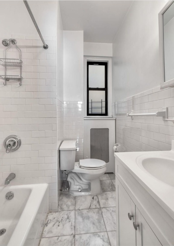 207 West 106th Street, Unit 5A Manhattan, NY 10025 - Photo 4 of 5