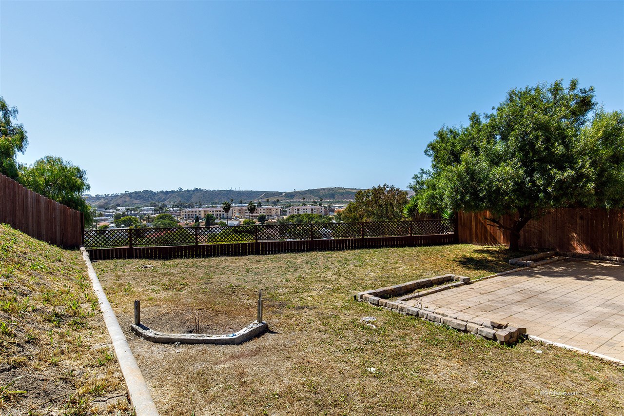 193 Foussat Road Oceanside, CA 92054 - Photo 10 of 24 Gallery Image 10