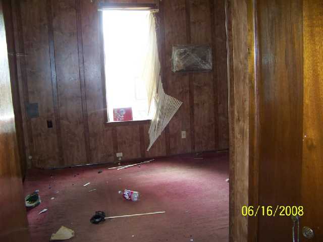 1227 Carlton Road Memphis, TN 38106 - Photo 6 of 10 Gallery Image 6