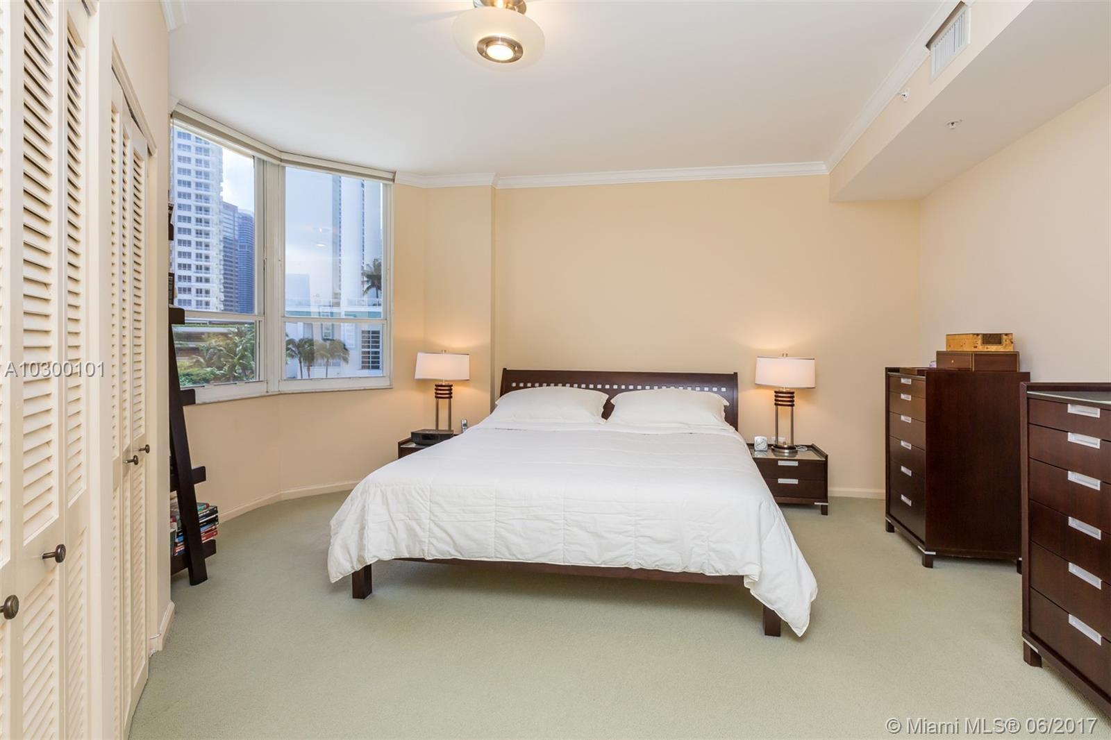 888 Brickell Key Drive, Unit 500 Miami, FL 33131 - Photo 10 of 28